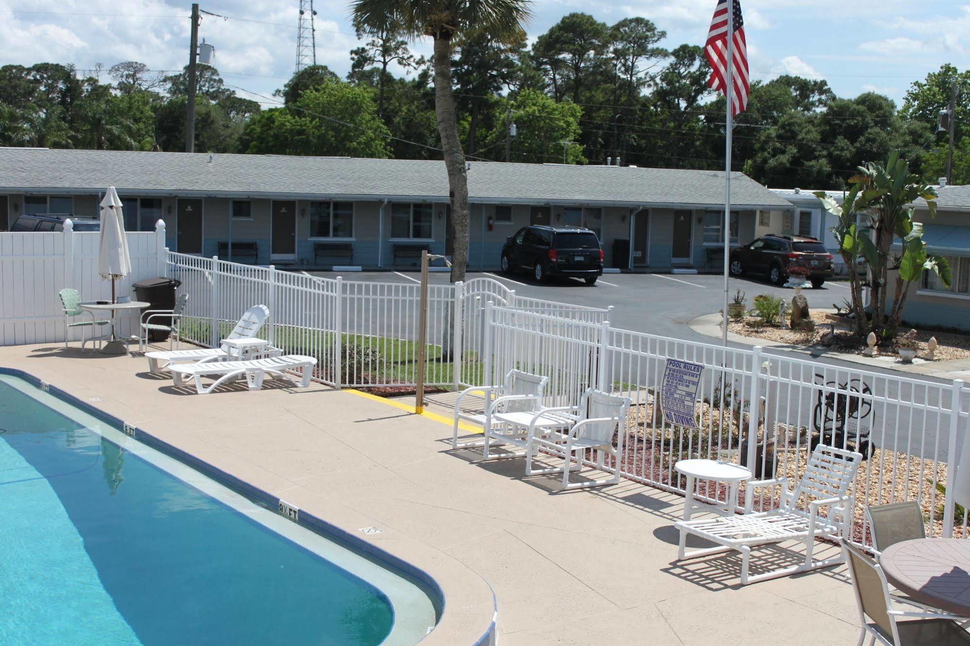Carters Motel And Mobile Home Village Edgewater  Extérieur photo