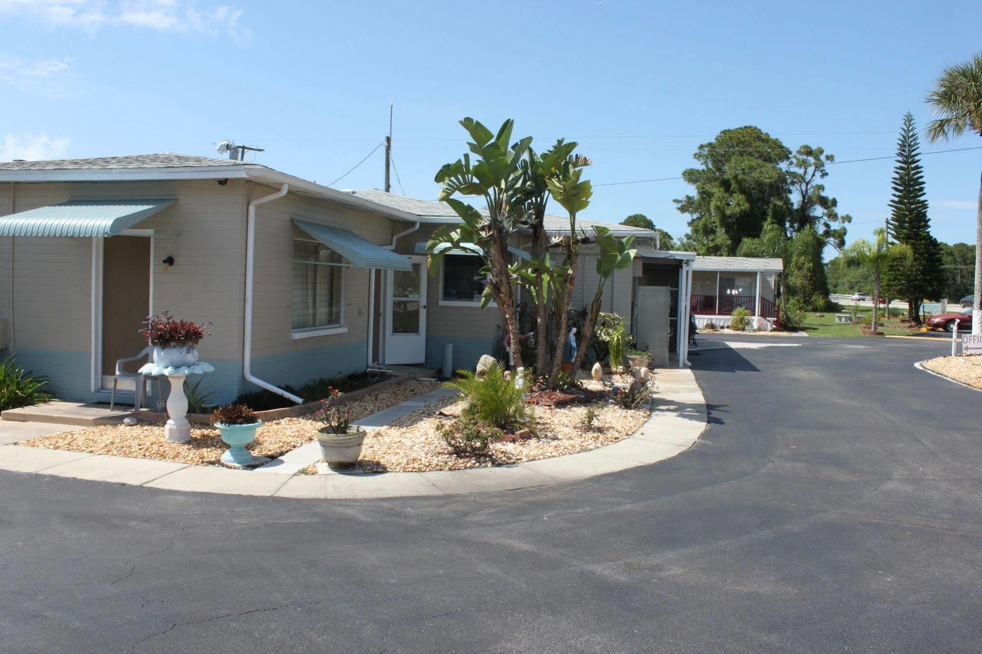 Carters Motel And Mobile Home Village Edgewater  Extérieur photo